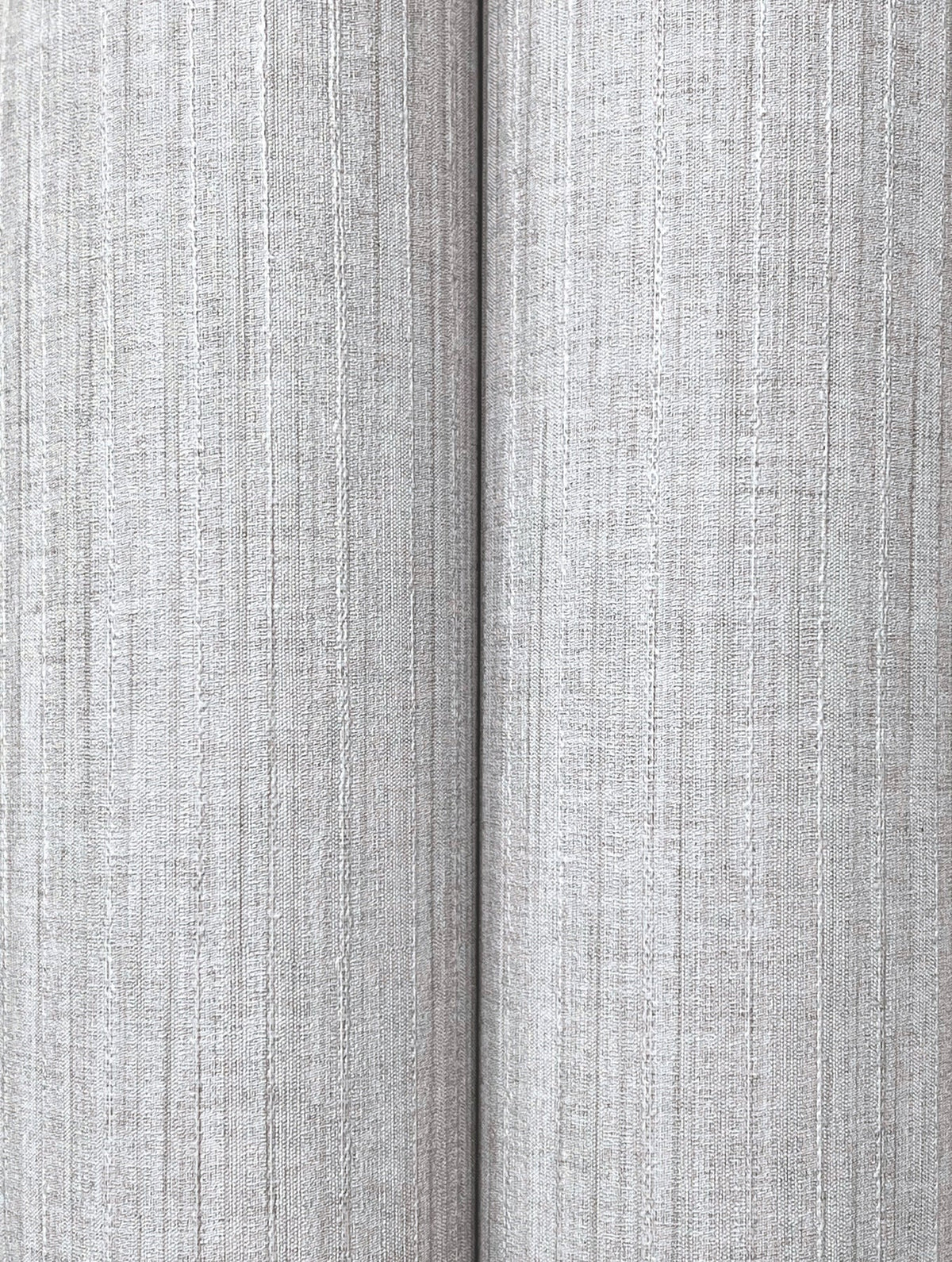 UW1057N-peel-and-stick-wallpaper-detail-closeup