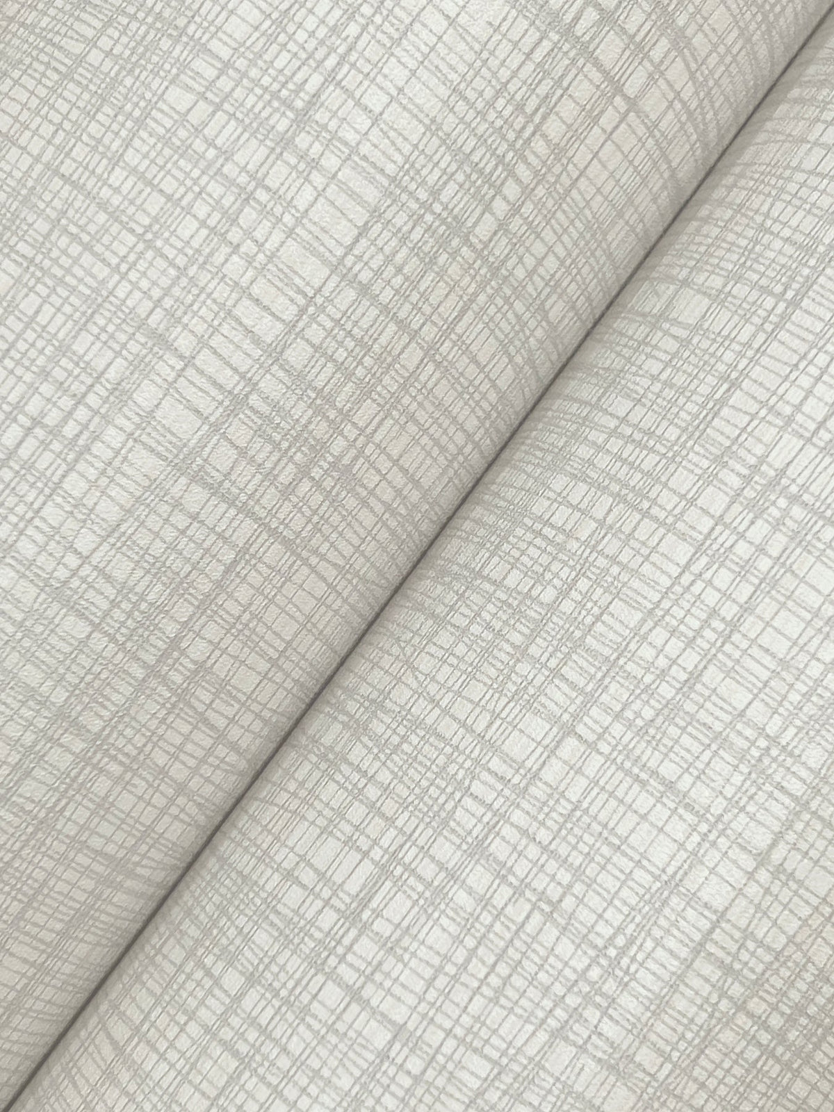 UW1060N-peel-and-stick-wallpaper-detail-closeup