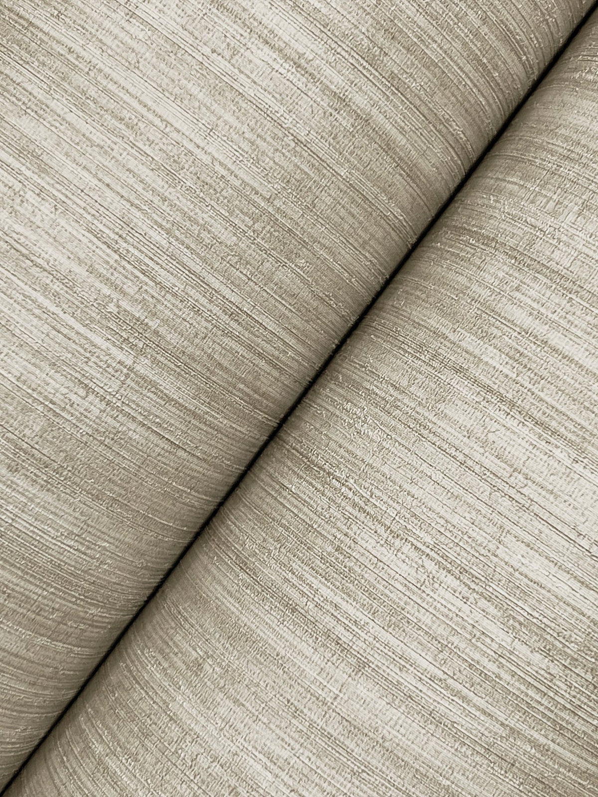 UW1101N-peel-and-stick-wallpaper-detail-closeup