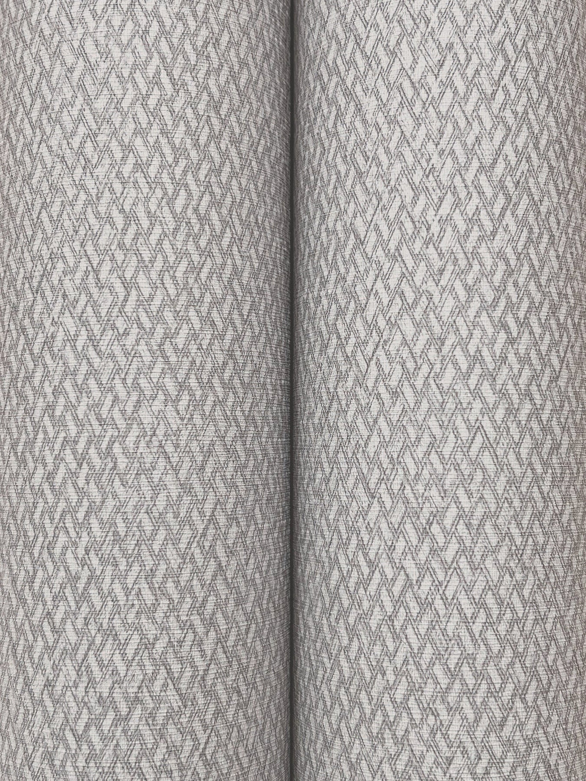 UW1120N-peel-and-stick-wallpaper-detail-closeup