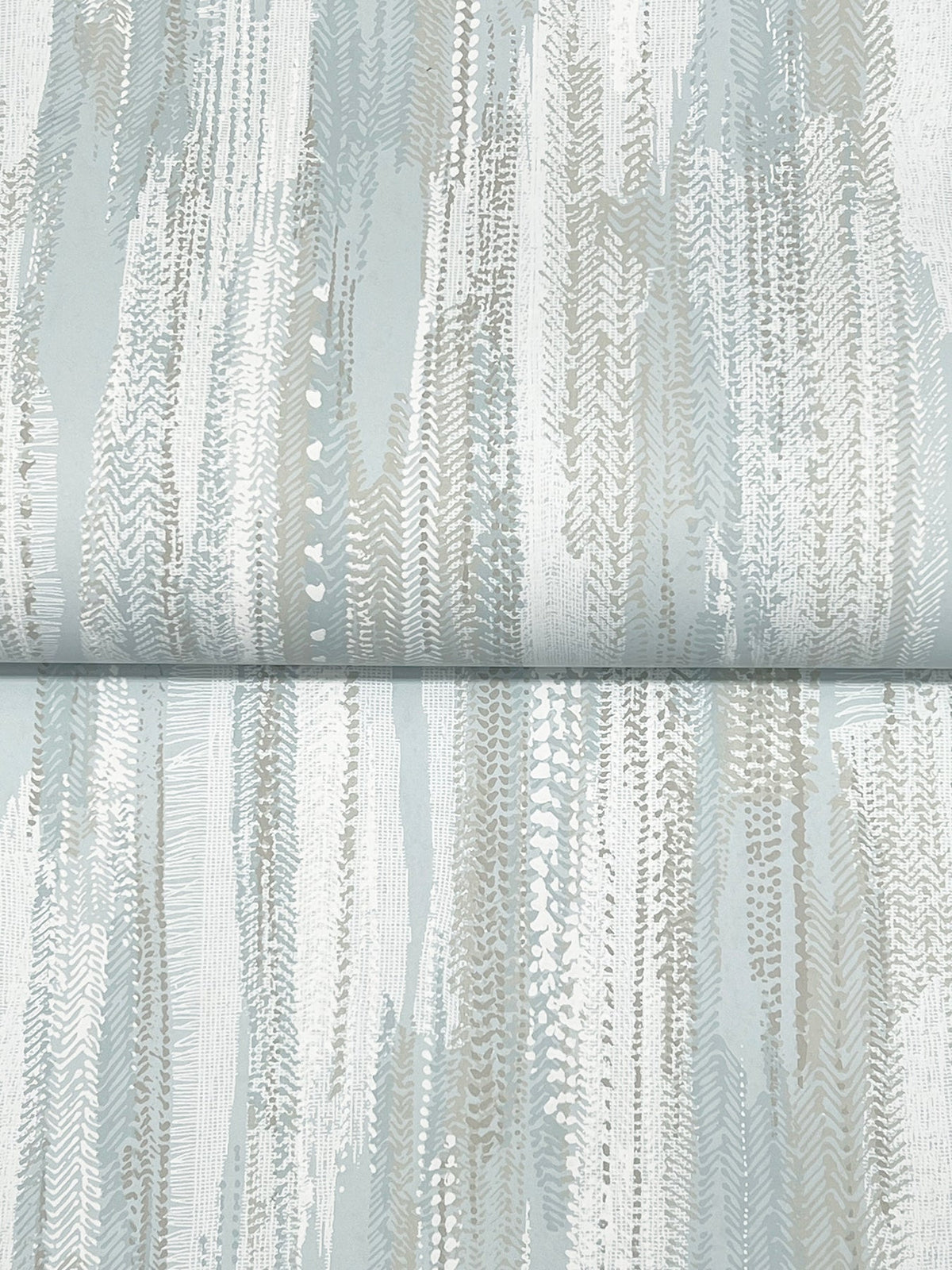 VR1524-peel-and-stick-wallpaper-detail-closeup