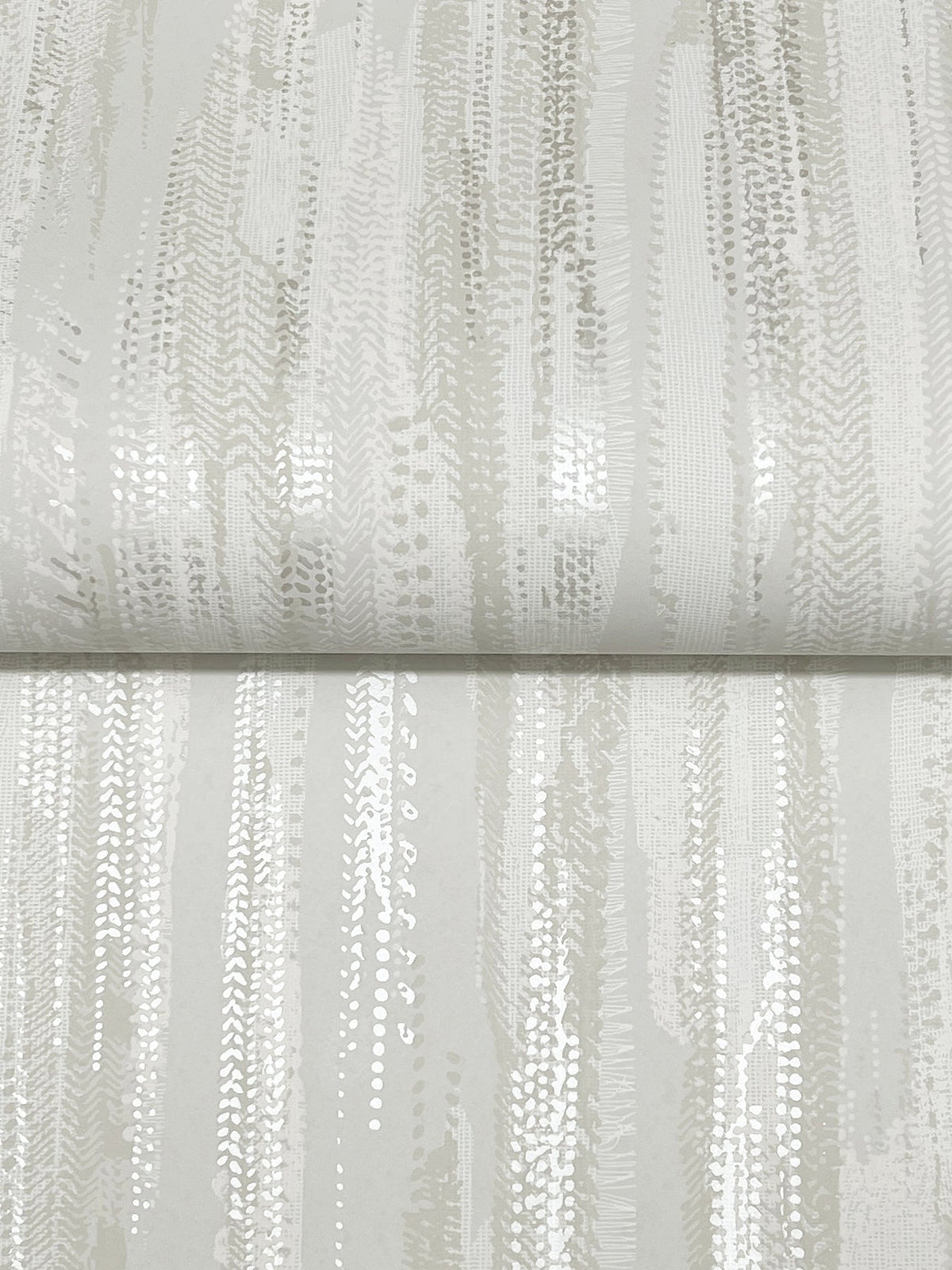 VR1525-peel-and-stick-wallpaper-detail-closeup