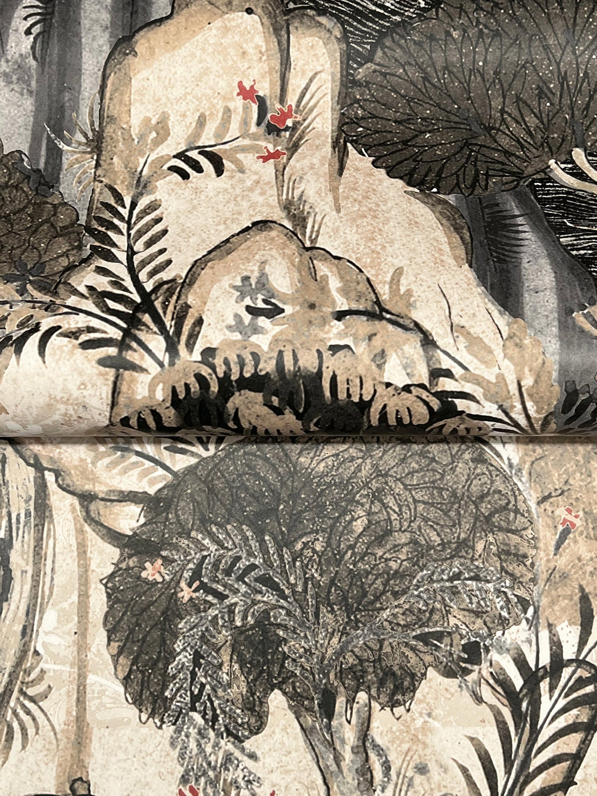 VR1555-peel-and-stick-wallpaper-detail-closeup