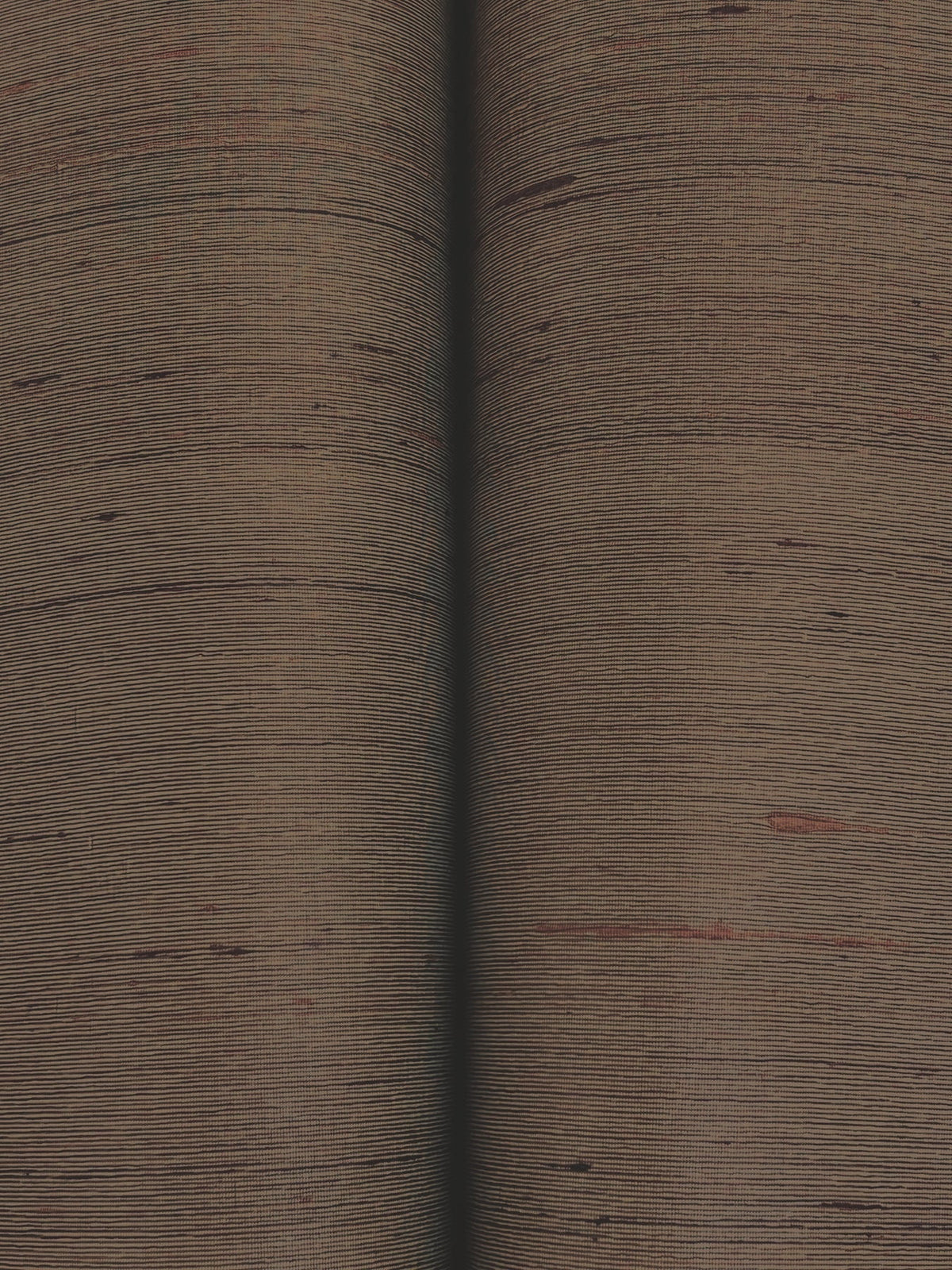 YGL7026-peel-and-stick-wallpaper-detail-closeup