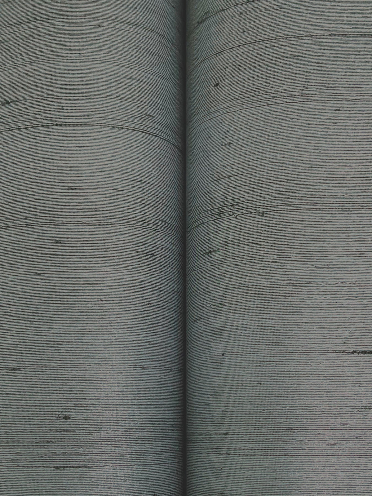 YGL7039-peel-and-stick-wallpaper-detail-closeup