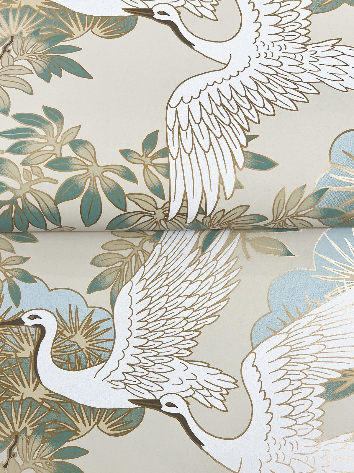ZA8009-peel-and-stick-wallpaper-detail-closeup