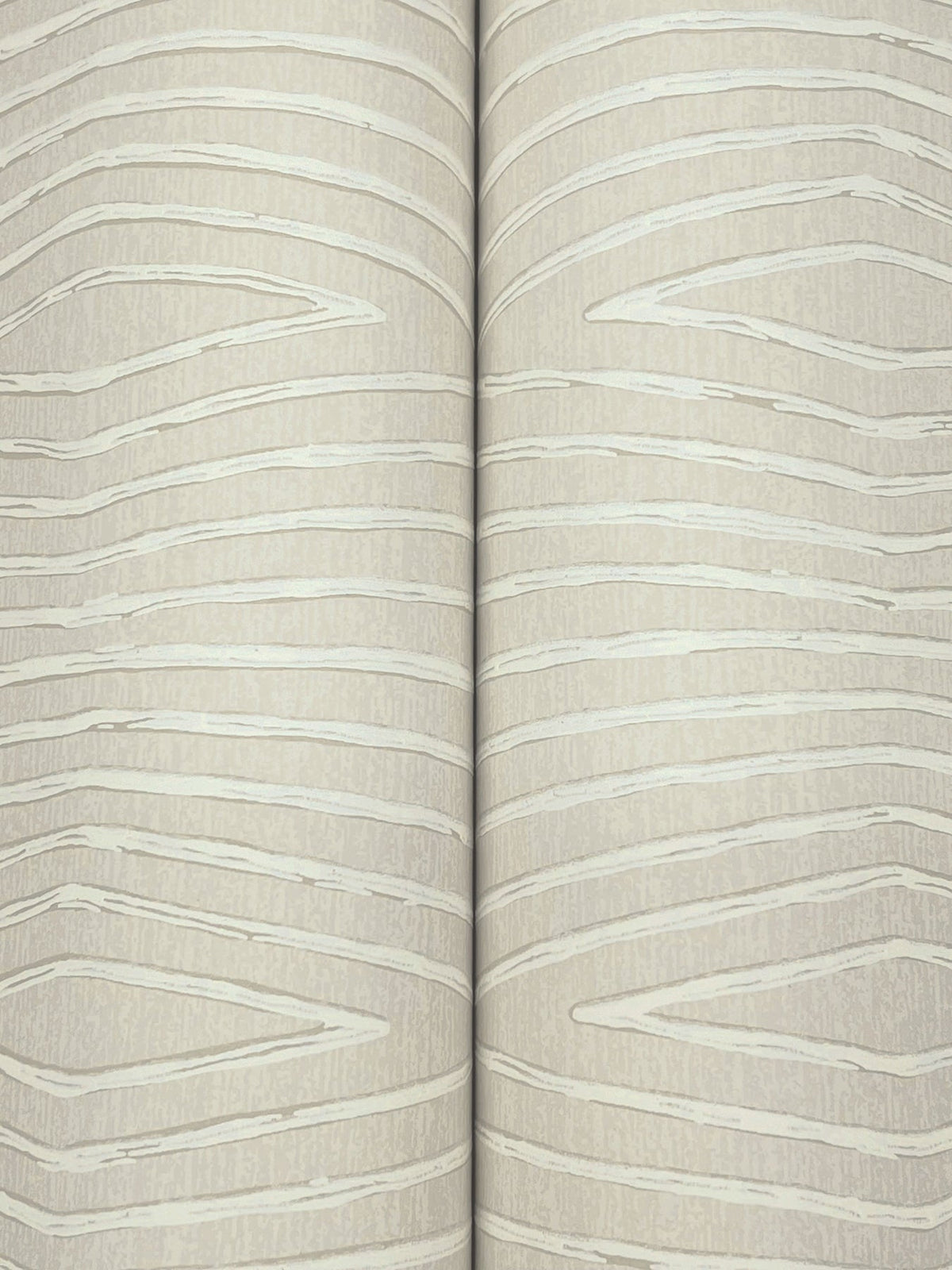 ZA8015-peel-and-stick-wallpaper-detail-closeup