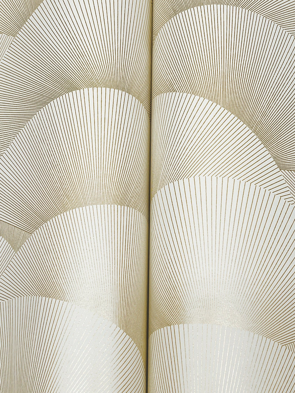 ZA8021-peel-and-stick-wallpaper-detail-closeup