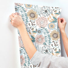 ZM2891-peel-and-stick-wallpaper-stick-application-step