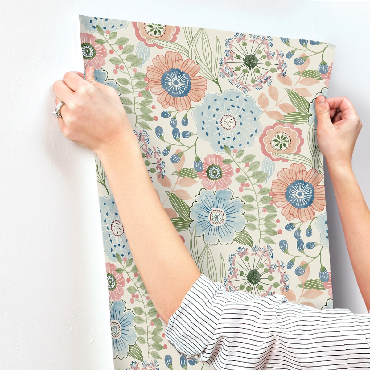 ZM2893-peel-and-stick-wallpaper-stick-application-step